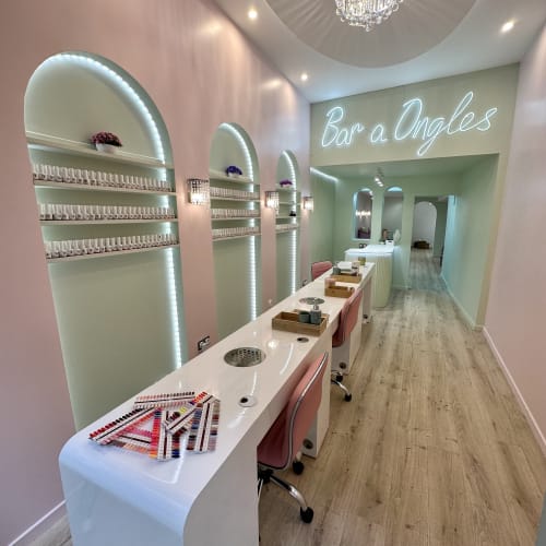 Bar à ongles - Coiffure Toulouse - Bar à ongles - Carmes - Photo Galerie - OneBooking