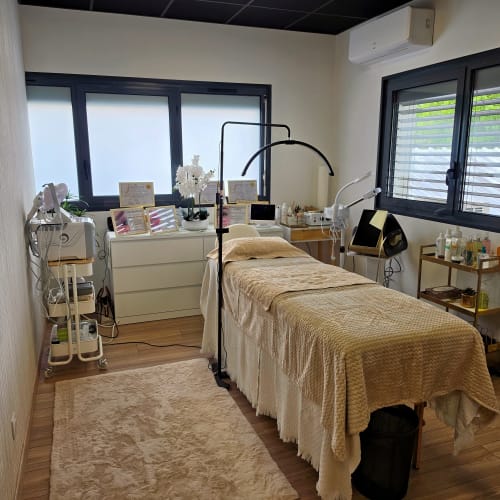 Ellas clinic - Institut de beauté Cugnaux - Ellas clinic - Photo Galerie - OneBooking