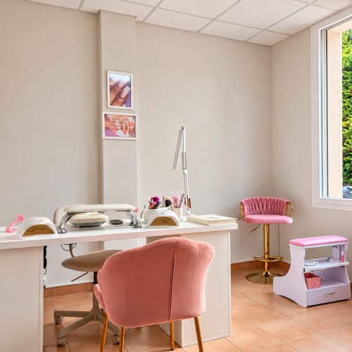 AMS Beauty Riviera - Sourcils & cils Grasse - AMS Beauty Riviera - Photo Galerie - OneBooking