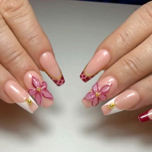 Les ongles des Miss by Lna - Onglerie Borgo - Les ongles des Miss by Lna - Photo Galerie - OneBooking