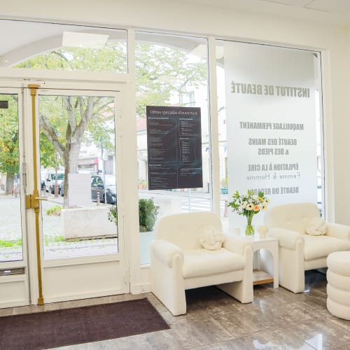 MYLINH BEAUTY - Onglerie Neuilly-sur-Marne - MYLINH BEAUTY - Photo Galerie - OneBooking