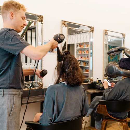 Le Grand Salon - Coiffure Grenoble - Le Grand Salon - Photo Galerie - OneBooking
