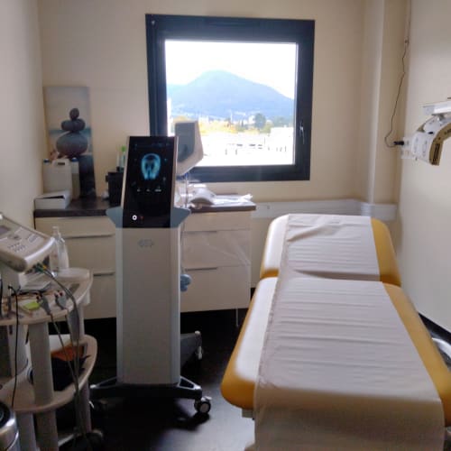Centre SMAC Docteur Bokobza-Lafontaine - Sourcils & cils Chambéry - Centre SMAC Docteur Bokobza-Lafontaine - Photo Galerie - OneBooking
