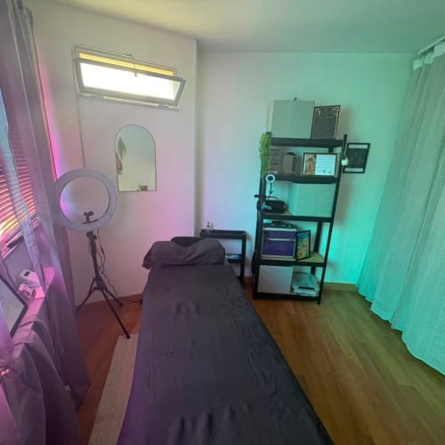 CCL & MRG Beauty - Onglerie Tours - CCL & MRG Beauty - Photo Galerie - OneBooking
