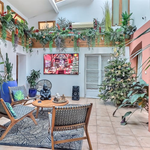 La Vermeillade Suites & SPAs - Massage Congénies - La Vermeillade Suites & SPAs - Photo Galerie - OneBooking