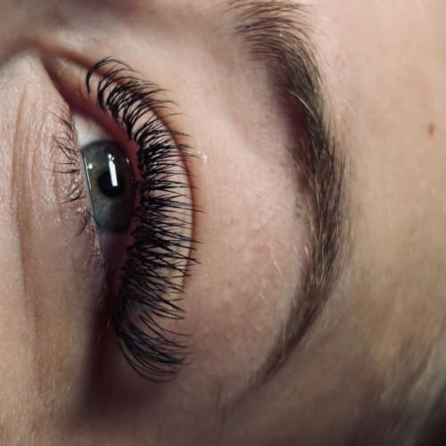 Velvet eyes - Coiffure Béthune - Velvet eyes - Photo Galerie - OneBooking