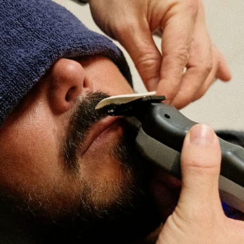 L'alchimie-Barbier-Coiffeur - Sourcils & cils Metz - L'alchimie-Barbier-Coiffeur - Photo Galerie - OneBooking