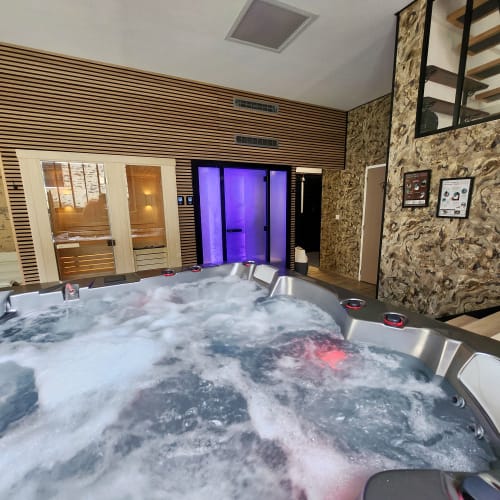 Domaine de BACHMAY - Sourcils & cils Laval - Domaine de BACHMAY - Photo Galerie - OneBooking