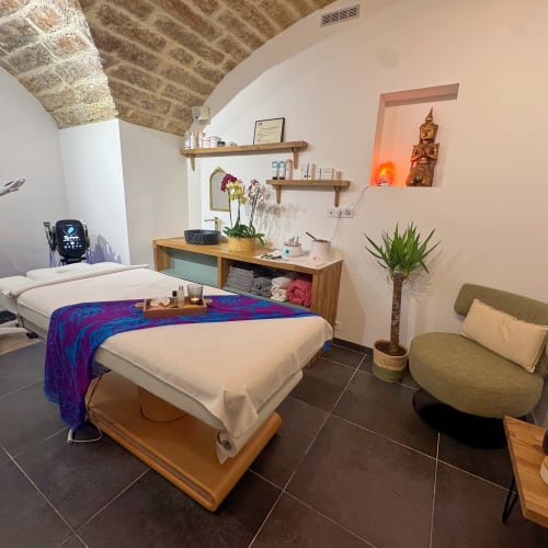 BYOMiA - Onglerie Montpellier - BYOMiA - Photo Galerie - OneBooking