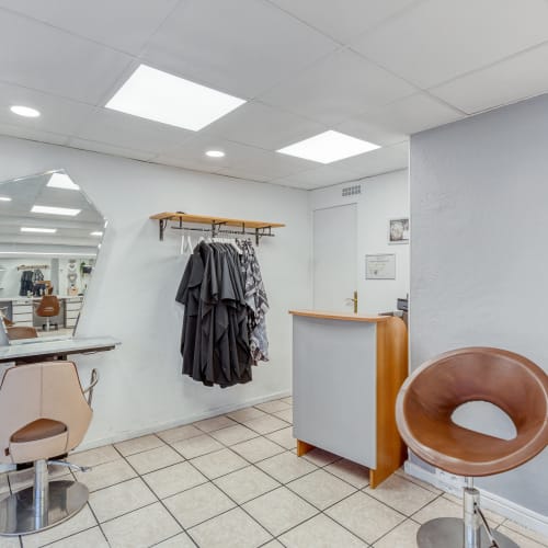 Friz’Lys Coiffure - Coiffure Trappes - Friz’Lys Coiffure - Photo Galerie - OneBooking