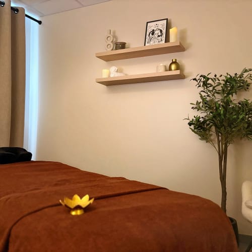 Voyage de femme - massage bien-être et soin holistique - Institut de beauté Angers - Voyage de femme - massage bien-être et soin holistique - Photo Galerie - OneBooking
