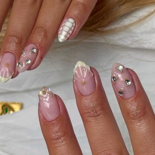 Nailine - Onglerie Marseille - Nailine - Photo Galerie - OneBooking