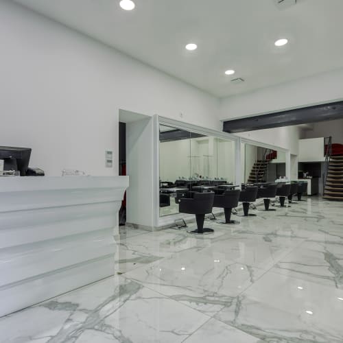Salon Ayhan - Coiffure Lyon - Salon Ayhan - Photo Galerie - OneBooking