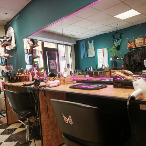 M Valentine - Coiffure Nîmes - M Valentine - Photo Galerie - OneBooking