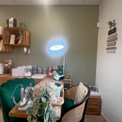 Happy Nails By Patou chez L’Appart Coiffure - Onglerie Toulon - Happy Nails By Patou chez L’Appart Coiffure - Photo Galerie - OneBooking
