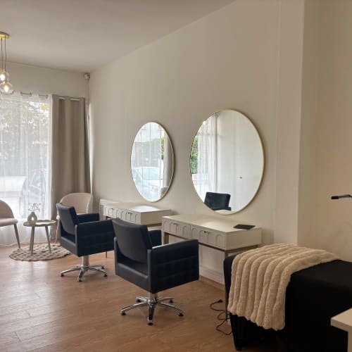 SN Beauté - Sourcils & cils Valence - SN Beauté - Photo Galerie - OneBooking