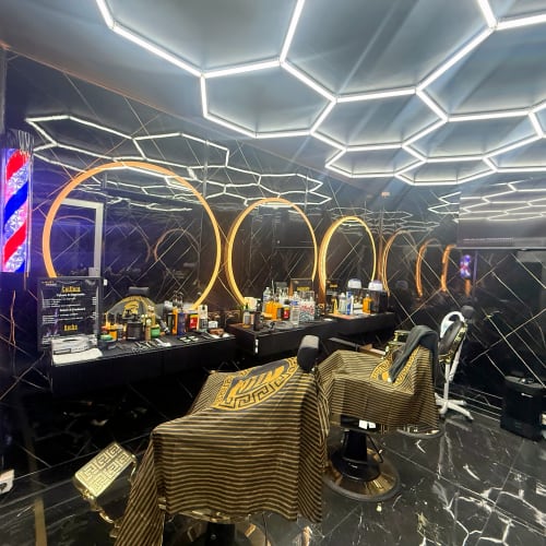 Luxury Barber - Sourcils & cils Boulogne-Billancourt - Luxury Barber - Photo Galerie - OneBooking