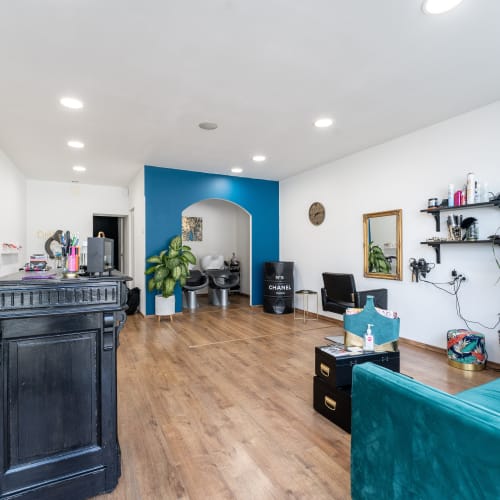Les créations de Laura - Coiffure Marignane - Les créations de Laura - Photo Galerie - OneBooking