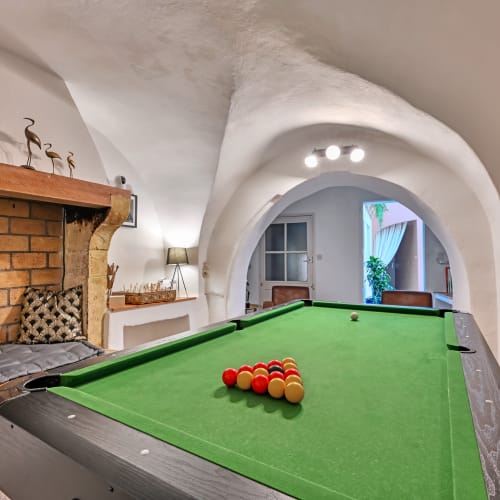 La Vermeillade Suites & SPAs - Massage Congénies - La Vermeillade Suites & SPAs - Photo Galerie - OneBooking