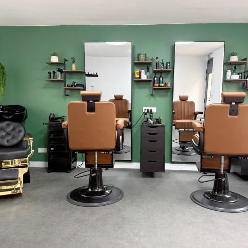 The Cut House - Sourcils & cils Suresnes - The Cut House - Photo Galerie - OneBooking