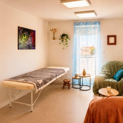 Hélène René-Aubin - Hypnothérapie, Kobido & Massage - Massage Rezé - Hélène René-Aubin - Hypnothérapie, Kobido & Massage - Photo Galerie - OneBooking