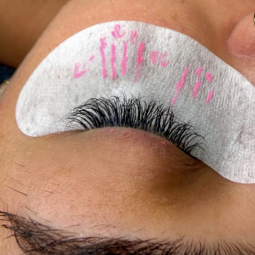 LES ongles x REM Azur - Sourcils & cils Fréjus - LES ongles x REM Azur - Photo Galerie - OneBooking