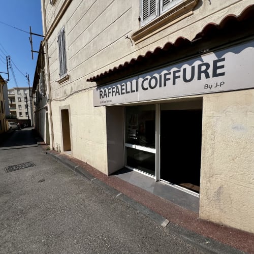 Raffaelli Coiffure - Coiffure Toulon - Raffaelli Coiffure - Photo Galerie - OneBooking