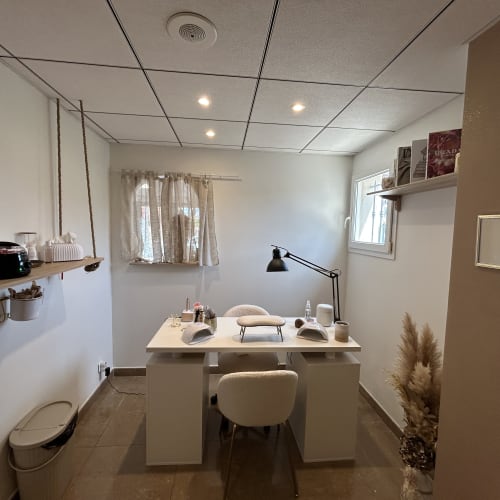 Glow l’institut - Onglerie Marignane - Glow l’institut - Photo Galerie - OneBooking