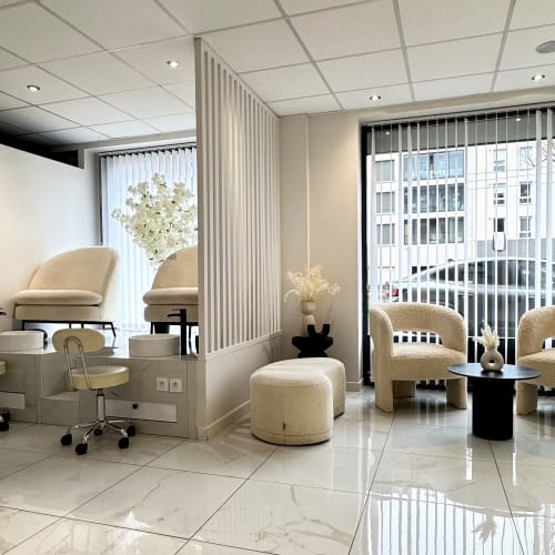 SASSOU SUN BEAUTY - Onglerie Rouen - SASSOU SUN BEAUTY - Photo Galerie - OneBooking