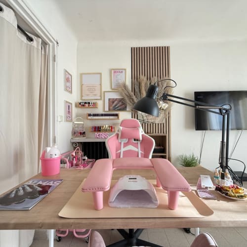 StudioNail by Mel - Sourcils & cils Arles - StudioNail by Mel - Photo Galerie - OneBooking