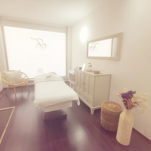 Institut First - Onglerie Mulhouse - Institut First - Photo Galerie - OneBooking