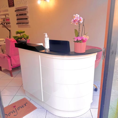 Nouria Beauty Bar - Onglerie Le Mans - Nouria Beauty Bar - Photo Galerie - OneBooking