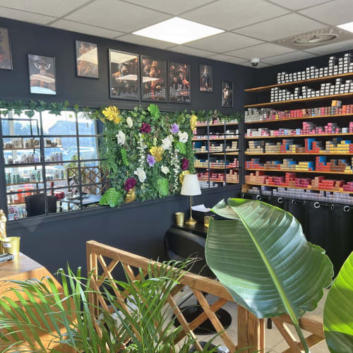 Brother & Sister Distrib - Coiffure Vitrolles - Brother & Sister Distrib - Photo Galerie - OneBooking