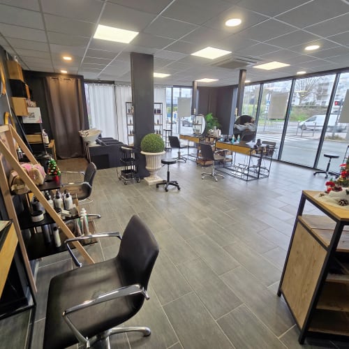 Essensual Salon et Institut - Le Bouscat - Coiffure Le Bouscat - Essensual Salon et Institut - Le Bouscat - Photo Galerie - OneBooking