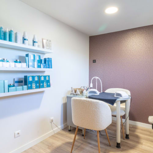 Les Relookings de Marta - Onglerie Pau - Les Relookings de Marta - Photo Galerie - OneBooking