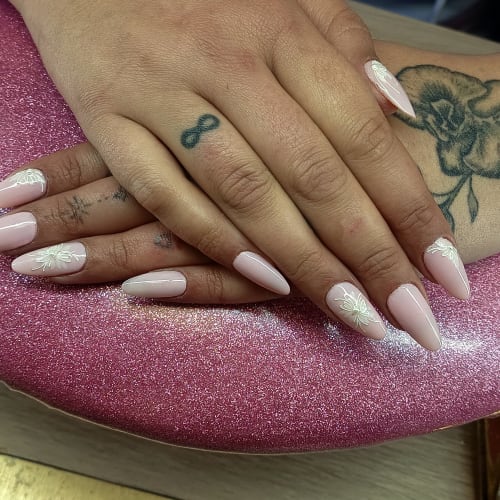Nails & Beauté - Onglerie Clermont-Ferrand - Nails & Beauté - Photo Galerie - OneBooking