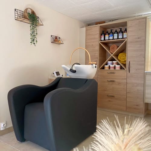 Chloé Dosne - Maison de coiffure - Coiffure Châtillon-sur-Seine - Chloé Dosne - Maison de coiffure - Photo Galerie - OneBooking