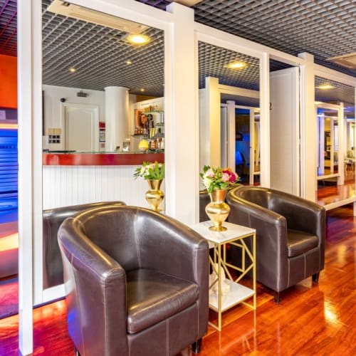 Solaire Center - Coiffure Saint-Maur-des-Fossés - Solaire Center - Photo Galerie - OneBooking
