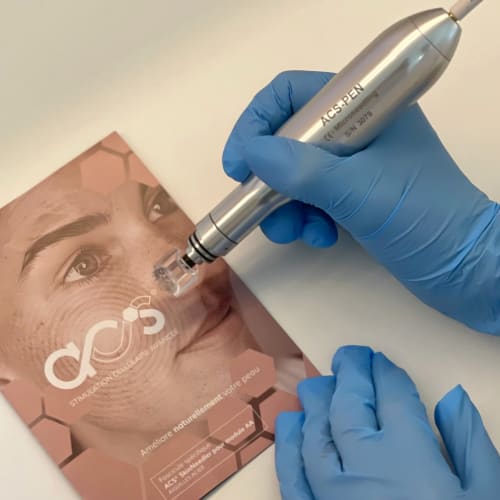 Caroline - Facialiste - Kobido - Peeling - Microneedling Acs Pen - Institut de beauté Nîmes - Caroline - Facialiste - Kobido - Peeling - Microneedling Acs Pen - Photo Galerie - OneBooking
