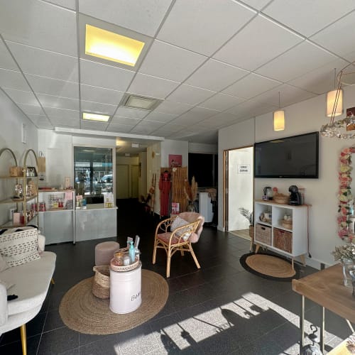 MC Beauty Lounge - Institut de beauté Cannes - MC Beauty Lounge - Photo Galerie - OneBooking