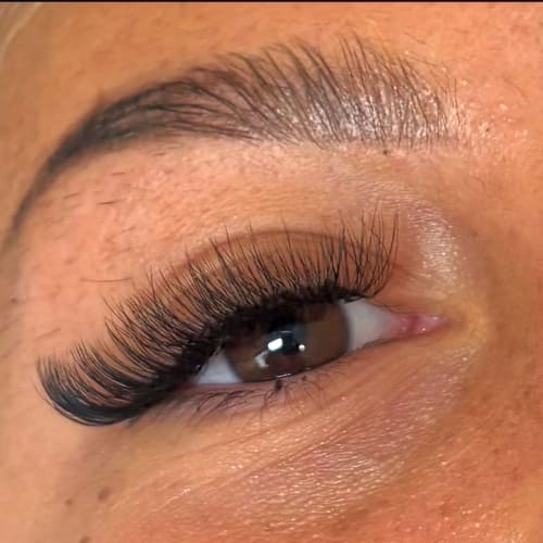 EYES TOULOUSE - Sourcils & cils Cugnaux - EYES TOULOUSE - Photo Galerie - OneBooking