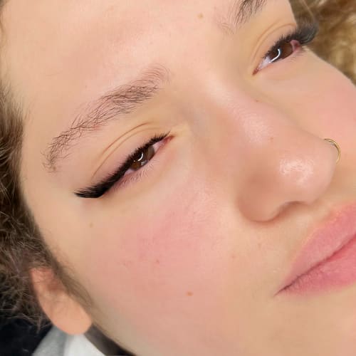 Esma beauty - Sourcils & cils Châtenay-Malabry - Esma beauty - Photo Galerie - OneBooking