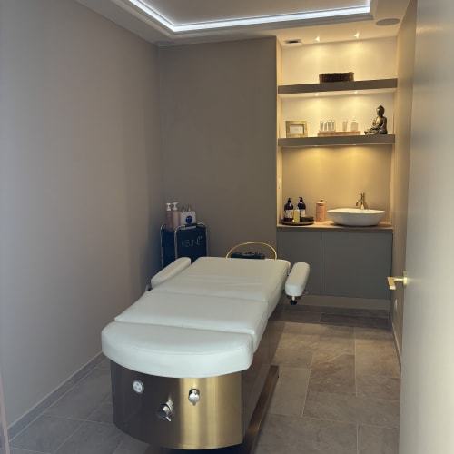 Les doigts d'or d'Élodie & Head Spa Esthétique - Coiffure Toulouse - Les doigts d'or d'Élodie & Head Spa Esthétique - Photo Galerie - OneBooking