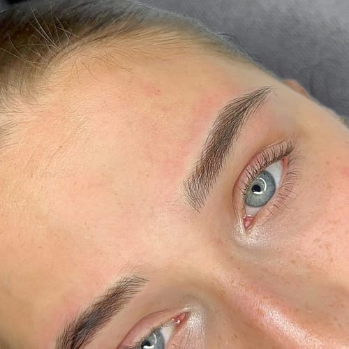 PhiBeauty by Catalina Balan - Sourcils & cils Mérignac - PhiBeauty by Catalina Balan - Photo Galerie - OneBooking