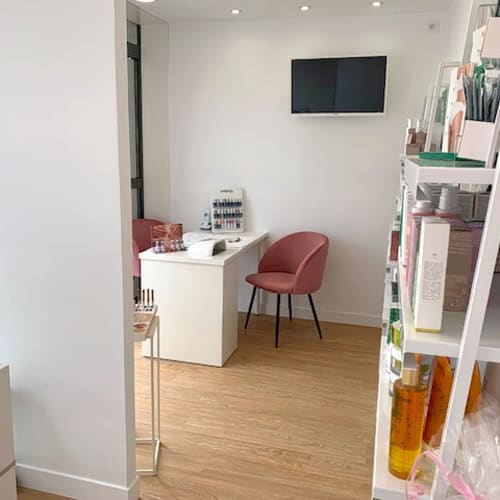 B'L avec un grand Elle - Institut de beauté Rezé - B'L avec un grand Elle - Photo Galerie - OneBooking