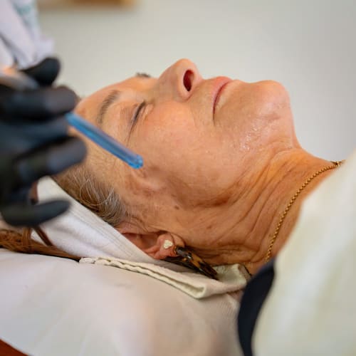 Toscane Clinic - Épilation Laser - Onglerie Caen - Toscane Clinic - Épilation Laser - Photo Galerie - OneBooking