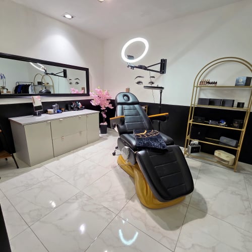 ROYAL BEAUTE - Coiffure Saint-Brieuc - ROYAL BEAUTE - Photo Galerie - OneBooking