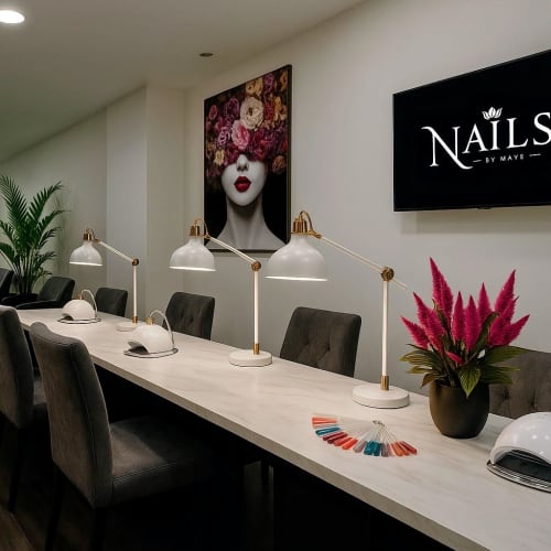 Nails By Maye - Sourcils & cils Saint-Quentin - Nails By Maye - Photo Galerie - OneBooking