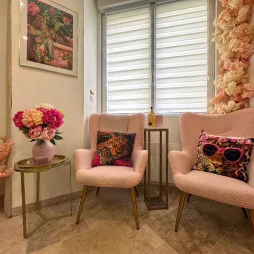 Mains de fée by A2 - Sourcils & cils Saint-Quentin - Mains de fée by A2 - Photo Galerie - OneBooking