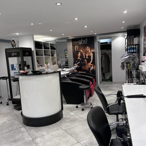 Tête en L'Hair - Coiffure Noisy-le-Grand - Tête en L'Hair - Photo Galerie - OneBooking